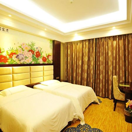 New West Street Hotel - Grand Wing Yangshuo Habitación foto