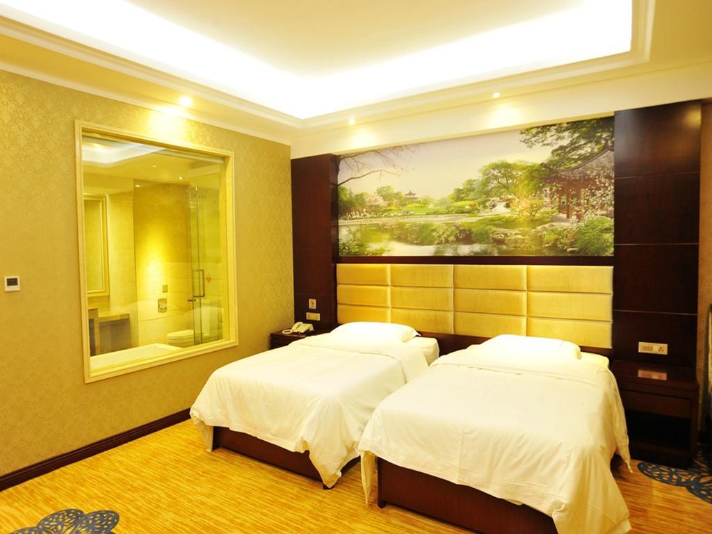 New West Street Hotel - Grand Wing Yangshuo Habitación foto